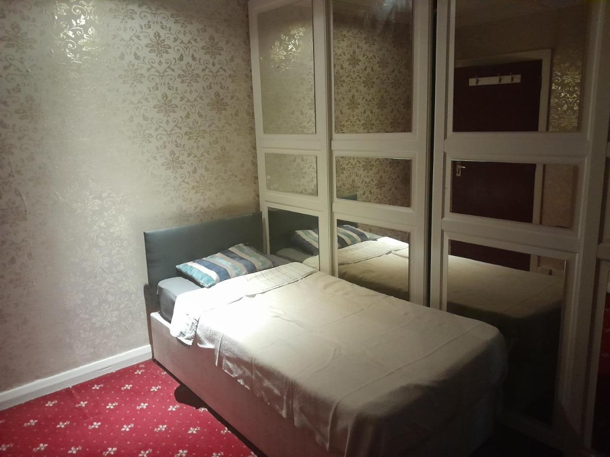 شقة Lovely 1-Bed Studio In لندن المظهر الخارجي الصورة